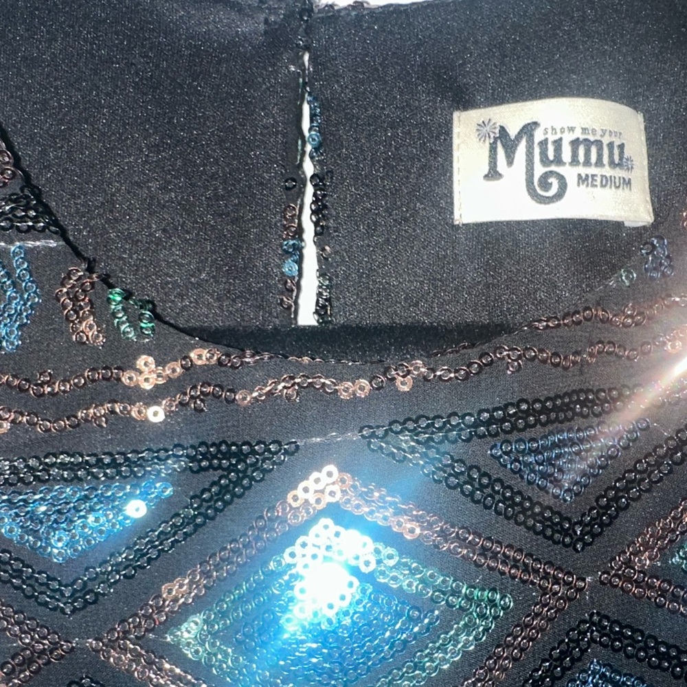 Show Me Your MuMu Blk n Multicolored Aztec Sequin Crop Top. NYE Party! Size M - Picture 3 of 5